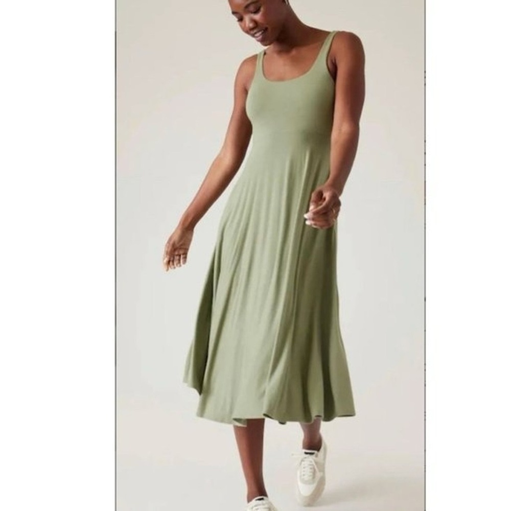 Aritzia Wilfred Market Midi Dress